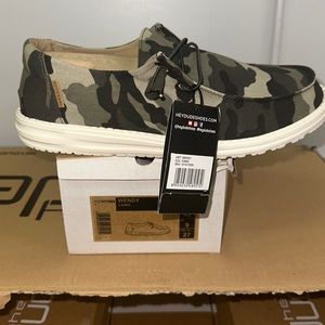 COPY - Hey Dude Wendy Camo